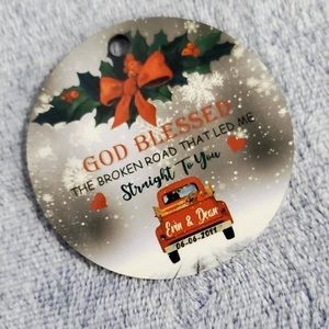 Custom ornaments/keychains